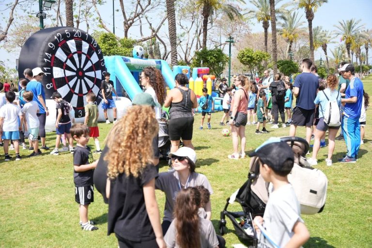 לוח מטרות (דארטס) מתנפח באירוע מרוץ רעננה